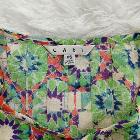 Cabi Women's Kaleidoscope Print Top Size XS - Picture 2 of 7